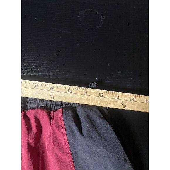 Barry’s Bootcamp Gym Athletic 2 In 1 Shorts Mens Small Black Red Lined - Picture 7 of 8